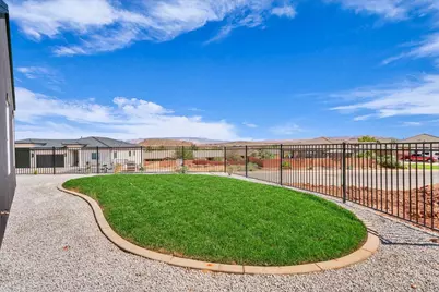 2914 E Chapman Cir, Washington, UT 84780 - Photo 45