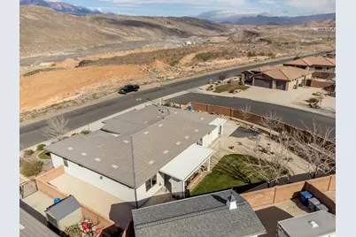 3487 W Park View Dr, Hurricane, UT 84737 - Photo 7