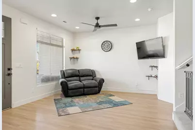 687 S Guy #7, Ivins, UT 84738 - Photo 5