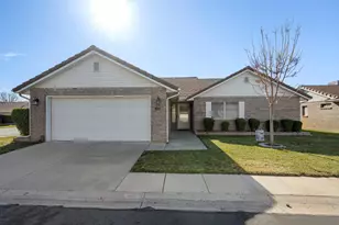 1055 E 900 S, Saint George, UT 84790 - Photo 1