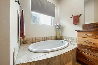 2090 N Tuweap #24, Saint George, UT 84770 - Photo 23