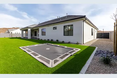 367 E Sidbury Rd, Washington, UT 84780 - Photo 19