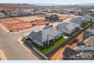 367 E Sidbury Rd, Washington, UT 84780 - Photo 35