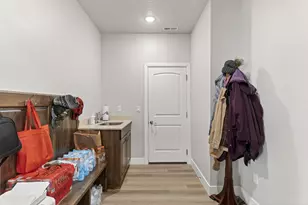 179 N Castle Dr, Cedar City, UT 84720 - Photo 31