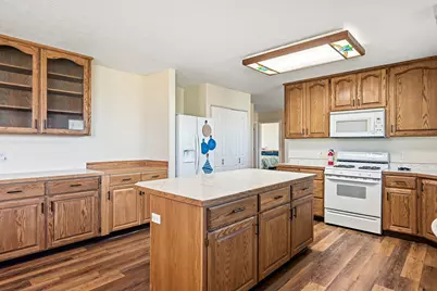 1424 S 5175 W, Cedar City, UT 84720 - Photo 17