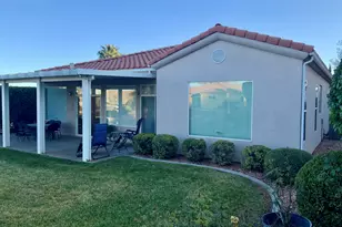 1042 W Hillview Dr, Washington, UT 84780 - Photo 37