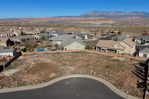 4062 W Lund St, Hurricane, UT 84737 - Photo 1