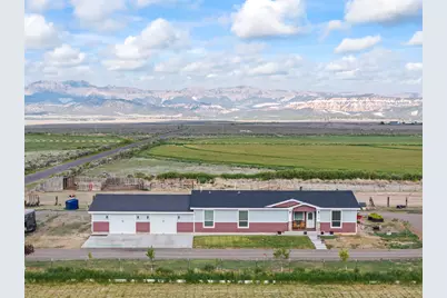 1036 E Airport Rd, Panguitch, UT 84759 - Photo 1