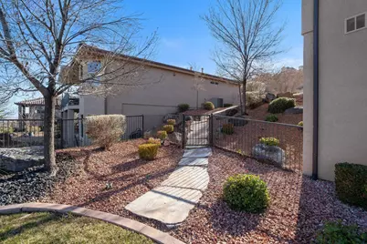 94 N Acantilado Dr, Saint George, UT 84790 - Photo 33
