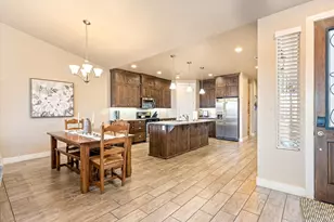 3800 Paradise Vlg Dr, Santa Clara, UT 84765 - Photo 7