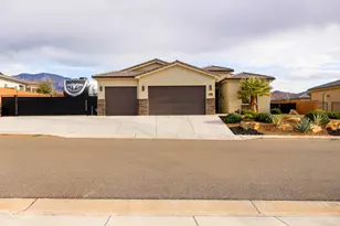 1338 W Broad Point Dr, Washington, UT 84780 - Photo 1