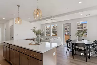 747 W Periwinkle Ln #301, Saint George, UT 84790 - Photo 13