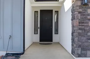 1033 N 2050 E, Saint George, UT 84770 - Photo 7