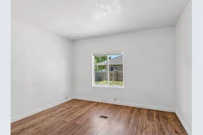 496 S 200 E, Enterprise, UT 84725 - Photo 13