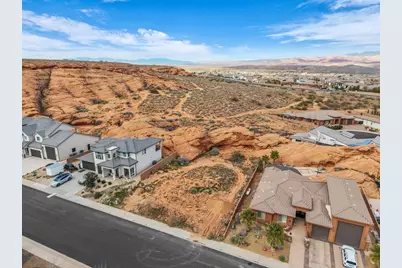 2874 S 3750 W, Hurricane, UT 84737 - Photo 3