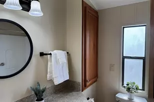 1150 W Red Hills Pkwy, Washington, UT 84780 - Photo 17