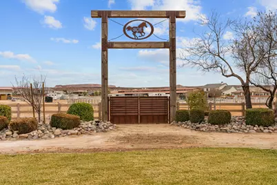 2564 S 3030 E, Saint George, UT 84790 - Photo 59