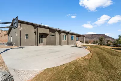 1871 W 740 S, Saint George, UT 84770 - Photo 31