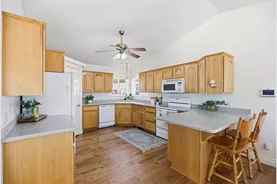 180 N 1100 E #157, Washington, UT 84780 - Photo 9