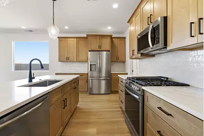 402 S 2250 W, Hurricane, UT 84737 - Photo 9