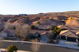 933 N Ocotillo Dr, Washington, UT 84780 - Photo 23