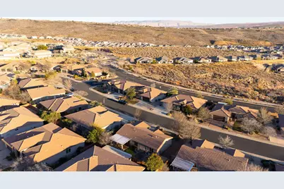 933 N Ocotillo Dr, Washington, UT 84780 - Photo 27