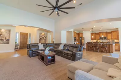 291 S 1150 W, Hurricane, UT 84737 - Photo 13