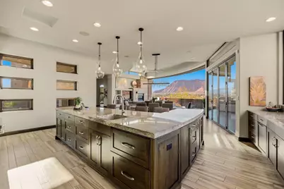 3052 N Snow Canyon Parkway #210, Saint George, UT 84770 - Photo 11