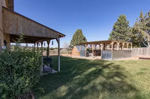 825 N Horsemans Pk Dr, Dammeron Valley, UT 84783 - Photo 33