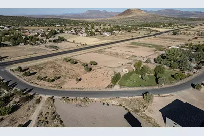825 N Horsemans Park Dr, Dammeron Valley, UT 84783 - Photo 43