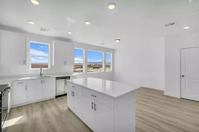 5599 S Carnelian Parkway #208, Saint George, UT 84790 - Photo 7