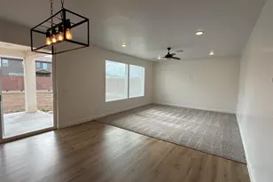 1186 E Marlowe Way, Washington, UT 84780 - Photo 13