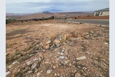 2440 S Circle, Saint George, UT 84770 - Photo 9