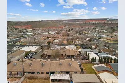 453 S 100 E #8, Saint George, UT 84770 - Photo 29