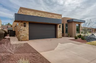 2090 N Tuweap Dr, Saint George, UT 84770 - Photo 35