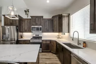 453 N 300 W, Enterprise, UT 84725 - Photo 11