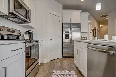 553 N Ventura Ln, Washington, UT 84780 - Photo 11