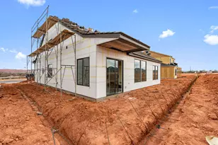 2401 Patricia Dr, Santa Clara, UT 84765 - Photo 23