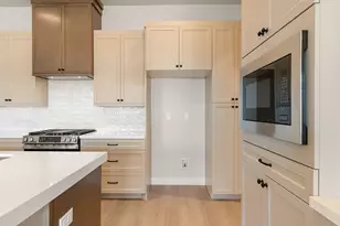 2405 Patricia Dr, Santa Clara, UT 84765 - Photo 11