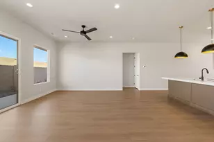 2405 Patricia Dr, Santa Clara, UT 84765 - Photo 15