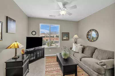 2194 N Silverstone Way, Washington, UT 84780 - Photo 5