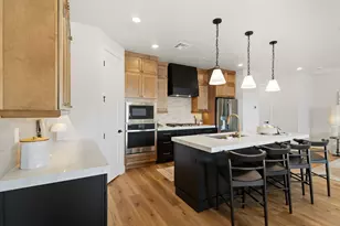 972 E Coyote Crest Dr, Washington, UT 84780 - Photo 15