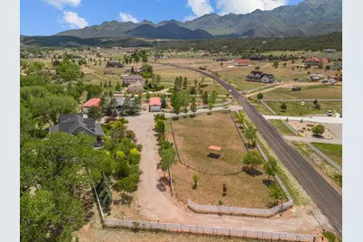 1601 S 2500 E, New Harmony, UT 84757 - Photo 45