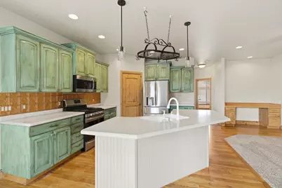 3879 London Ln, Santa Clara, UT 84765 - Photo 11