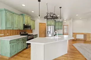 3879 London Ln, Santa Clara, UT 84765 - Photo 11