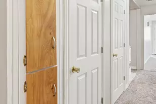 81 S Center St, Enterprise, UT 84725 - Photo 17