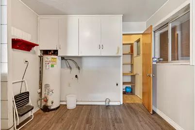 81 S Center St, Enterprise, UT 84725 - Photo 27