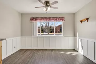 81 S Center St, Enterprise, UT 84725 - Photo 11