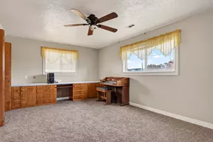 81 S Center St, Enterprise, UT 84725 - Photo 23