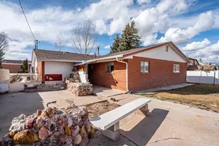 81 S Center St, Enterprise, UT 84725 - Photo 49